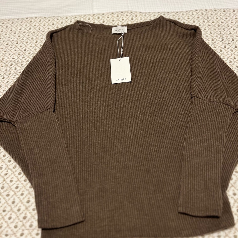 Aritzia Brown Ribbed Women's Sweater